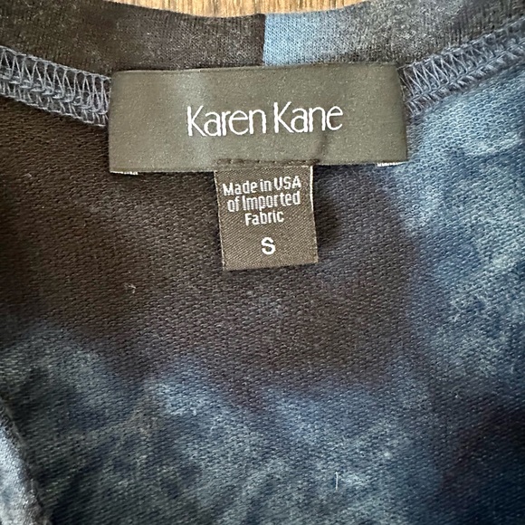 Karen Kane top. - Picture 2 of 2